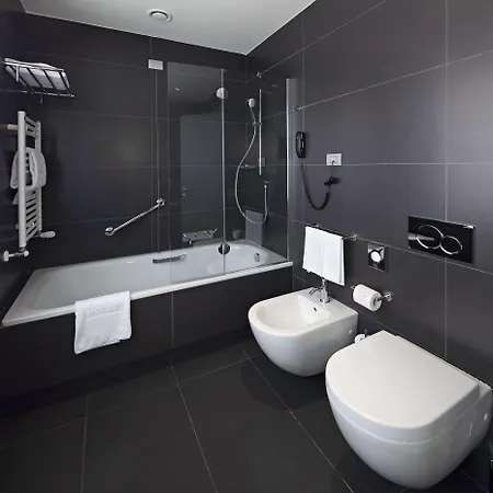 Hotel Nh Parma