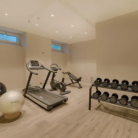 Ξενοδοχείο Nh 4*