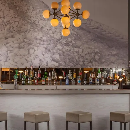 Nh فندق بارما