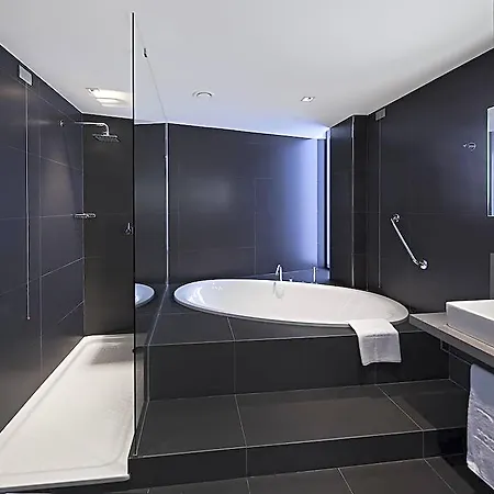 Nh Hotel 4*